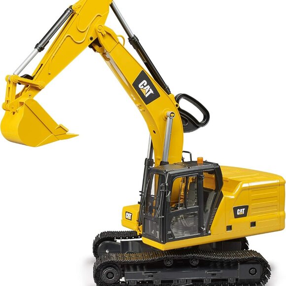 New Bruder 02484 CAT Excavator Construction Vehicle Toy